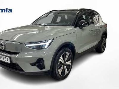 Grön Begagnad 2022 Volvo XC40 Plus SUV | 359 900 kr