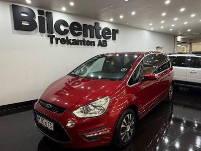 Röd Begagnad 2014 Ford S-MAX Business Edition Minibuss | 89 900 kr (Marknadspris)