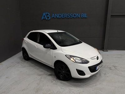 Begagnad Mazda 2 84 HK (61 kW) 2014 Vit Halvkombi