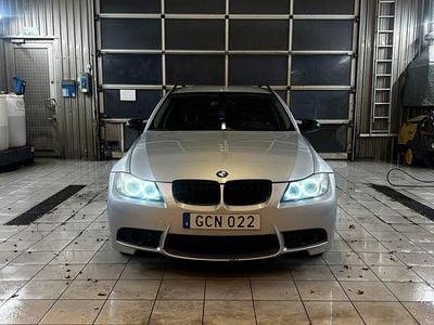Begagnad BMW 325 218 HK (160 kW) 2008 Kombi