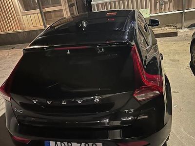 Begagnad Volvo V40 152 HK (111 kW) 2018