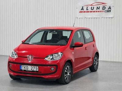 Begagnad VW up! high up! 75 HK (55 kW) 2013 Röd Halvkombi
