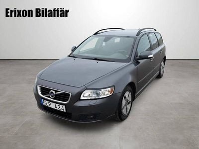 Grå Begagnad 2011 Volvo V50 Momentum Kombi | 54 900 kr (Marknadspris)