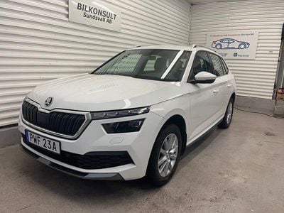 Vit Begagnad 2020 Skoda Kamiq Style SUV | 209 000 kr