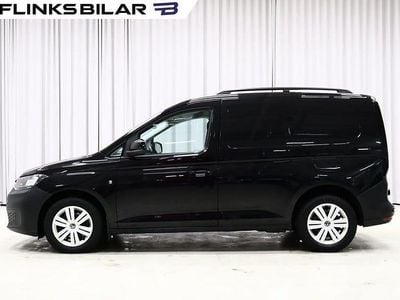 Deep black pärleffekt Begagnad 2022 VW Caddy Minibuss | 249 700 kr (Bra pris)