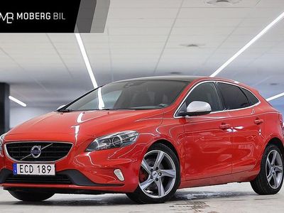 Röd Begagnad 2016 Volvo V40 R-Design Halvkombi | 189 900 kr (Marknadspris)