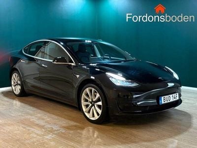 Svart Begagnad 2020 Tesla Model 3 Standard Range Plus Sedan | 249 800 kr (Marknadspris)