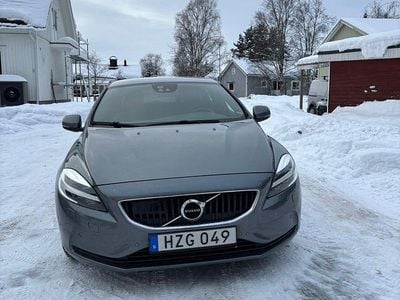 Begagnad Volvo V40 120 HK (88 kW) 2018