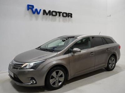 Brun Begagnad 2014 Toyota Avensis Edition Kombi | 89 800 kr (Marknadspris)