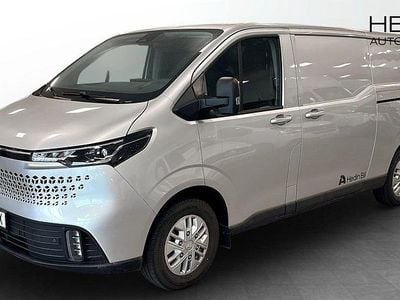 Grå (silver) Begagnad 2024 Maxus eDeliver 7 Van | 611 500 kr