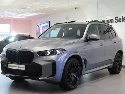 Begagnad BMW X5 M Sport 497 HK (365 kW) 2023 Grå SUV