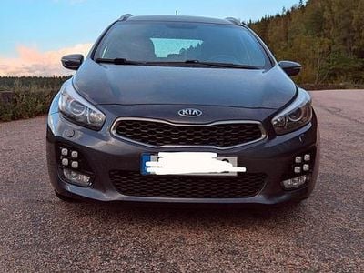 Grå Begagnad 2016 Kia Ceed Sportswagon Kombi | 110 000 kr (Lite dyr)