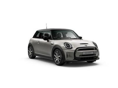 Begagnad Mini Cooper 135 kW (184 HK) 2022 Melting silver iii Halvkombi