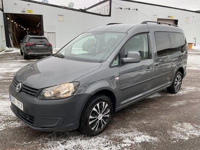 Begagnad VW Caddy Maxi Life Life 102 HK (75 kW) 2012 Mörkgrå Minibuss