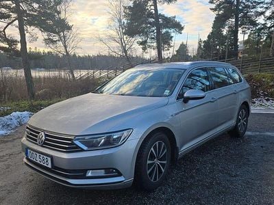 Begagnad VW Passat 150 HK (110 kW) 2017 Silver Kombi