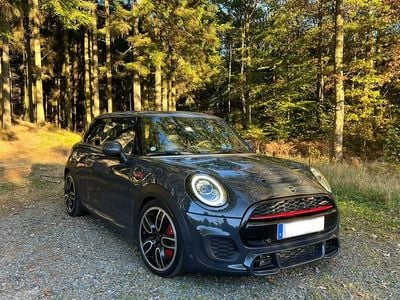 Begagnad Mini John Cooper Works 231 HK (169 kW) 2019 Thunder grey metallic Halvkombi