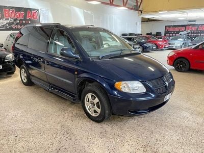 Begagnad Dodge Grand Caravan 188 HK (138 kW) 2003 Mörkblå Minibuss