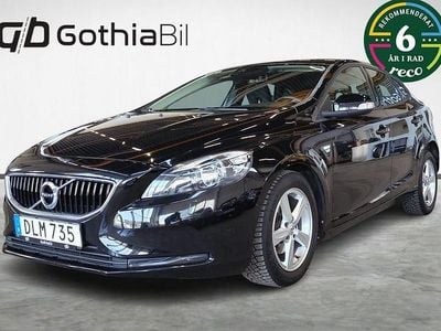 Begagnad Volvo V40 Kinetic 120 HK (88 kW) 2016 Svart Halvkombi