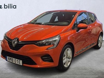 Orange Begagnad 2022 Renault Clio V Zen Halvkombi | 139 000 kr (Marknadspris)