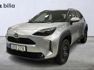 Silver Begagnad 2025 Toyota Yaris Cross Active SUV | 319 900 kr (Marknadspris)