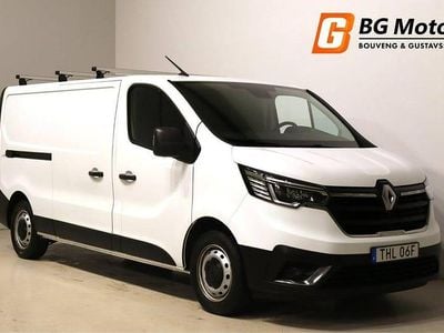Vit Begagnad 2022 Renault Trafic Minibuss | 279 700 kr (Dyr)