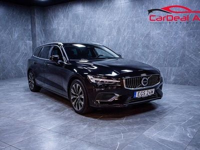 Svart Begagnad 2022 Volvo V60 Core Kombi | 289 800 kr (Bra pris)