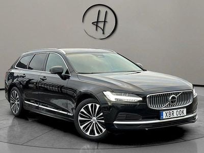 Begagnad Volvo V90 Core 253 HK (186 kW) 2022 Svart Kombi