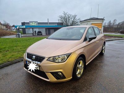 Beige metallic med roséton Begagnad 2018 Seat Ibiza XCELLENCE Halvkombi | 84 900 kr (Marknadspris)