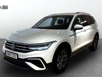 begagnad VW Tiguan Allspace Life TSI150 DSG /7Sits/Drag/Backkamera