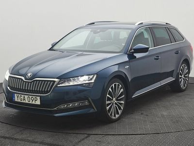 begagnad Skoda Superb iV Kombi L&K Plug-in Hybrid DSG Drag P-värmare 2021, Kombi