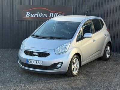 Begagnad Kia Venga Comfort 90 HK (66 kW) 2013 Grå Halvkombi