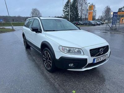 Begagnad Volvo XC70 Dynamic 181 HK (133 kW) 2014 Vit Kombi