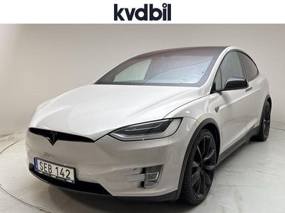 Svart Begagnad 2016 Tesla Model X SUV | 350 000 kr