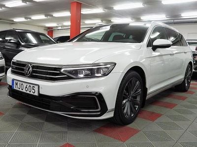 Begagnad VW Passat Executive 218 HK (160 kW) 2021 Vit Kombi