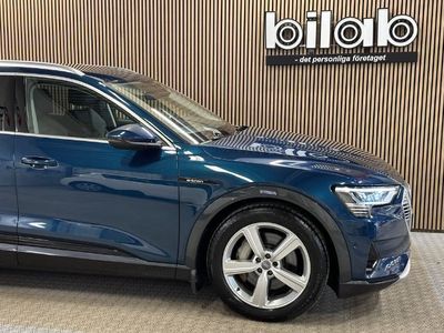 begagnad Audi e-tron 55 quattro. Proline. Sportstolar. Backkamera