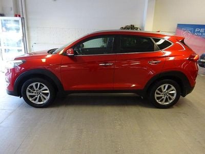 Begagnad Hyundai Tucson 177 HK (130 kW) 2015 Röd SUV