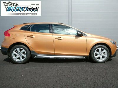 begagnad Volvo V40 CC D3 150hk 8300mil Avbet/Hemlev