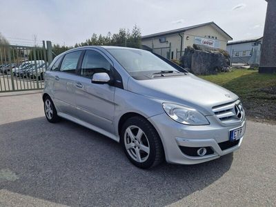 Mercedes B180