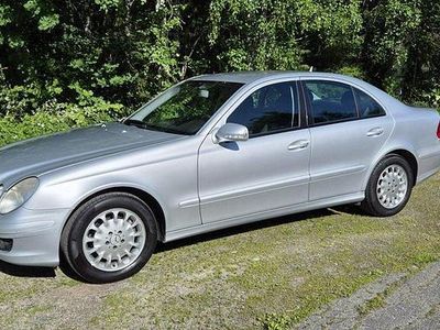 Mercedes E280
