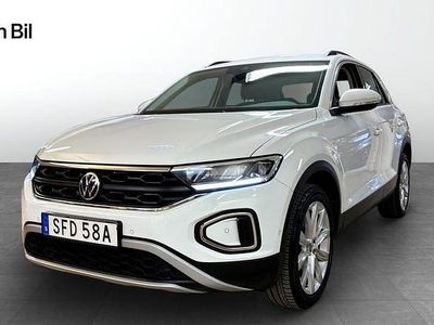 Vit Begagnad 2022 VW T-Roc SUV | 204 900 kr (Marknadspris)