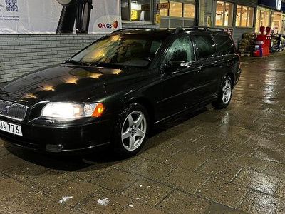 Begagnad 2007 Volvo V70 Kombi | 30 000 kr (Marknadspris)