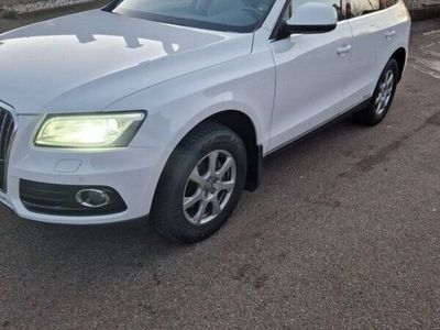 begagnad Audi Q5 2.0 TDI DPF quattro S Tronic Design 177hk