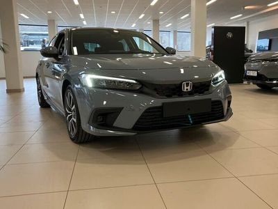 begagnad Honda Civic ELEGANCE 2.0 CVT HYBRID 2023, Halvkombi