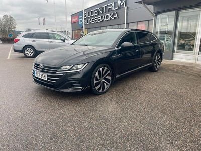 Svart Begagnad 2022 VW Arteon R-line Kombi | 264 900 kr (Bra pris)