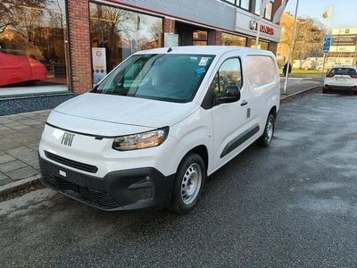 Vit Ny 2025 Fiat Doblò Minibuss | 337 375 kr