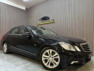 Svart Begagnad 2010 Mercedes E200 Sedan | 129 900 kr