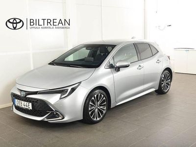 Begagnad Toyota Corolla Style 140 HK (102 kW) 2024 Silver Halvkombi