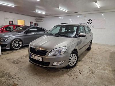 Ljusbrun Begagnad 2011 Skoda Fabia Elegance Kombi | 29 900 kr (Marknadspris)