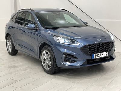 begagnad Ford Kuga St-Line Plug-In Hybrid 2023, SUV