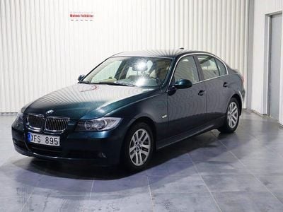 Mörkgrön Begagnad 2005 BMW 325 Advantage Sedan | 65 900 kr (Marknadspris)